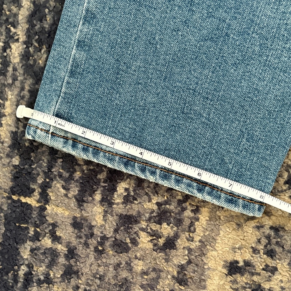 Levi's Ribcage Ankle Jeans - Picture 8 of 10